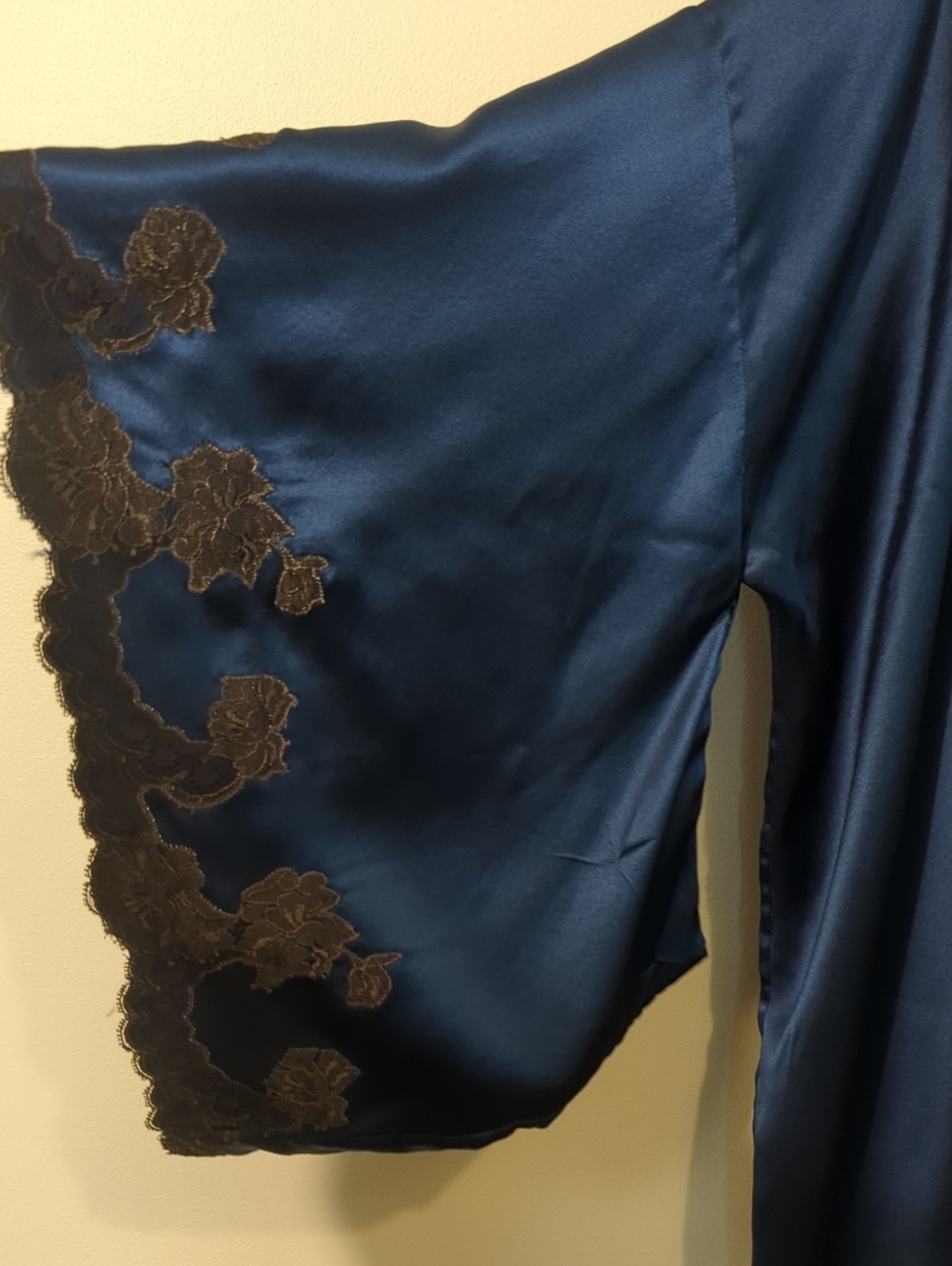 NATORI 100% silk kimono jacket with lace detailing - size small - Picture 4 of 10